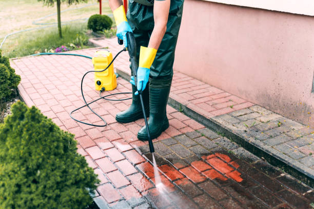 Best Residential Pressure Washing Services  in West Des Moines, IA