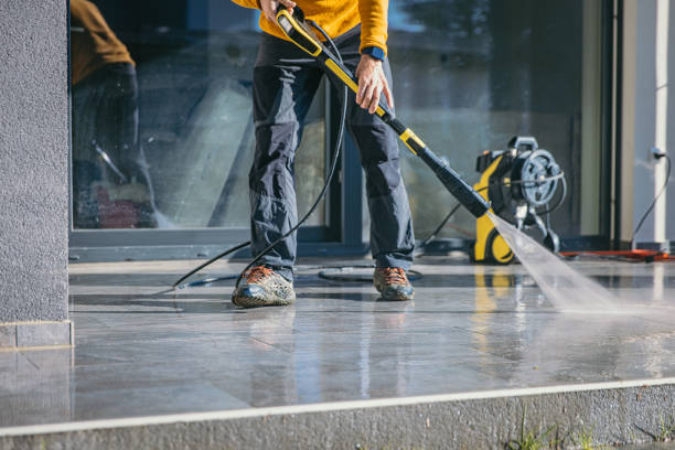 Pressure Washing Services for Businesses in West Des Moines, IA