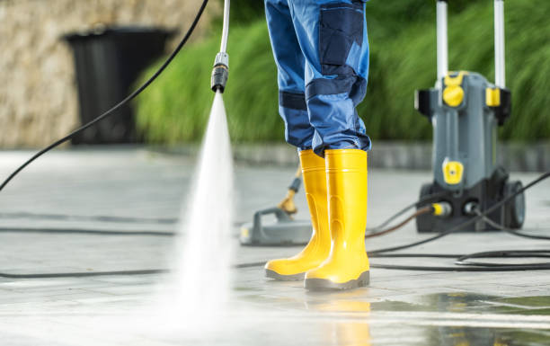 Best Deck Pressure Washing  in West Des Moines, IA