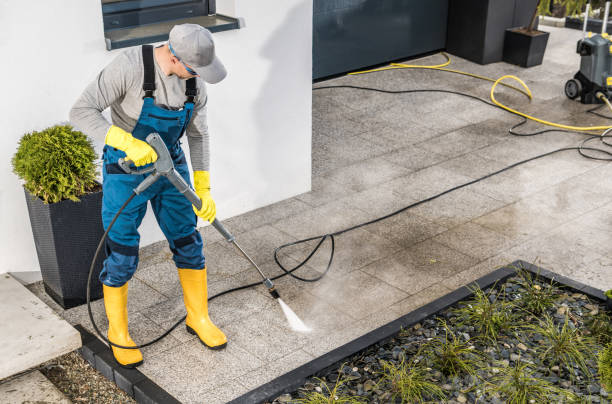 Best Commercial Pressure Washing  in West Des Moines, IA