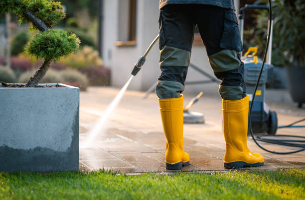 Garage Pressure Washing in West Des Moines, IA